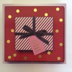 BATH AND BODY WORKS GIFT BOX